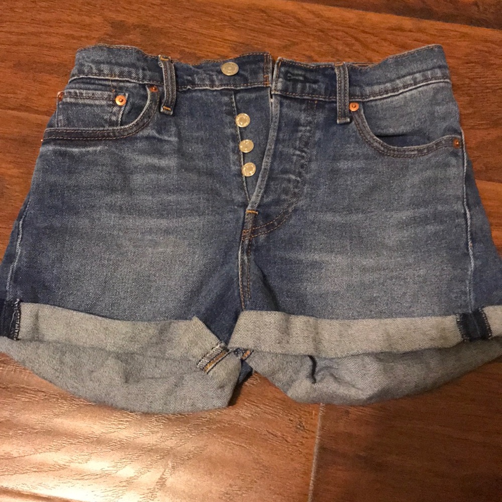 Levi’s shorts